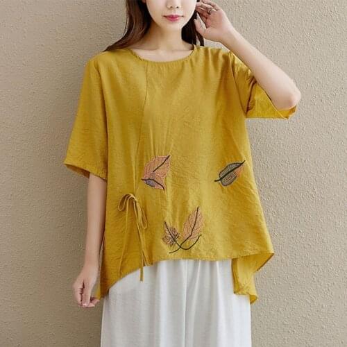 Women Cotton Linen Casual T-shirts New 2021 Summer Vintage Style O-neck Embroidery Loose Comfortable Female Tops Tees S3590