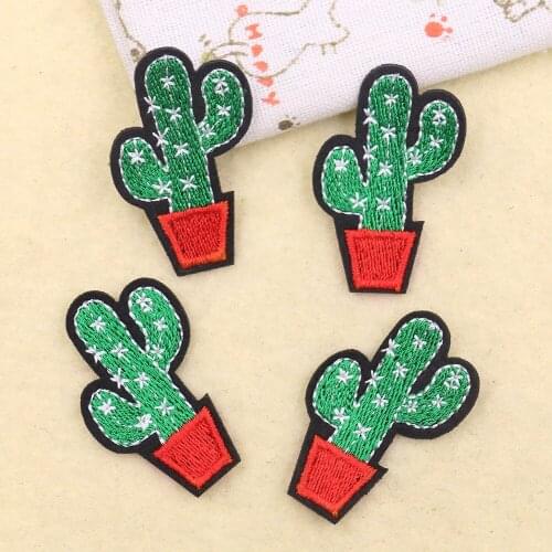 5PCS Cartoon Cactus Applique Cute Embroidery Patches Iron on Transfers for Clothing Sew on Fabric Badge DIY Apparel Accessories