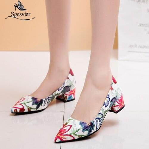 Sgesvier Pointed toe Sapatos femininos New Fashion Sweet Spring summer Women shoes Mid heels thick heel pumps Black red G470
