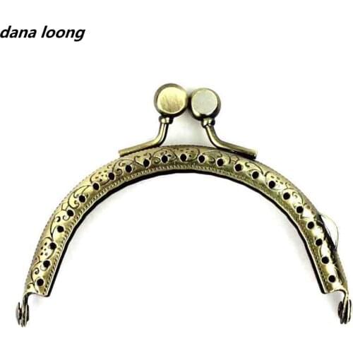 1 Piece 8.5 CM Antique Bronze Metal Purse Frame Flat Round Head Vintage Embossing Kiss Clasp Lock Bags Hardware Accessorie