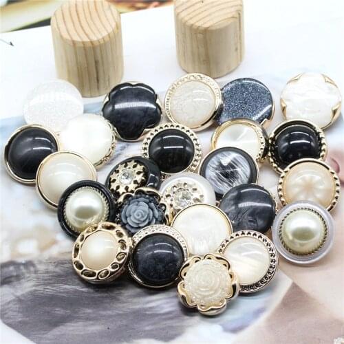 6Pcs/lot 16-34mm High grade diamond inlaid metal button coat windbreaker suit button sweater Pajama big button C114