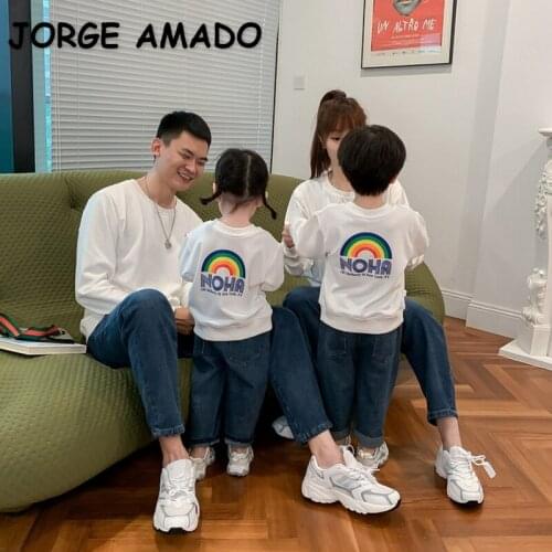 2021 Korean Style Autumn Family Matching Outfits Cartoon Rainbow Hooded Mum Dad Boys Girls Sweatershit Daughter Son Look E2001