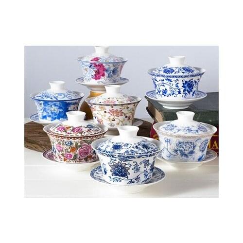 300ml bone China porcelain blue and white covered bowl tea bowl brewing big cup three CAI bowl three fort eight treasure tea