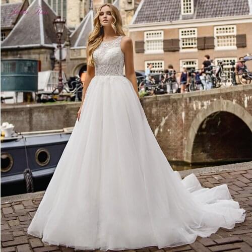 Julia Kui Silky Organza O-Neck A-Line Wedding Dress Beaded Pearls Applique Backless Sleeveless Wedding Gown Robe de Mariage