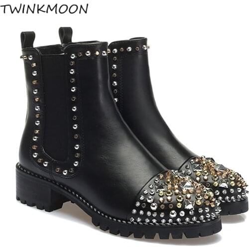 Rivets Stud Ankle Boots For Women Shoes Flats Black Chelsea Boots Runway Design Slip On Platform Women Booties botas