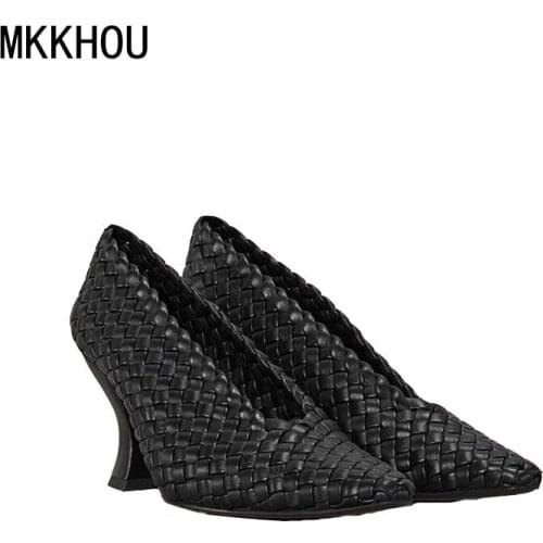 MKKHOU Fashion Single Shoes Women New Summer Retro Woven Comfortable High Heels Mother Shoes Commuter Shoes Women Large Size