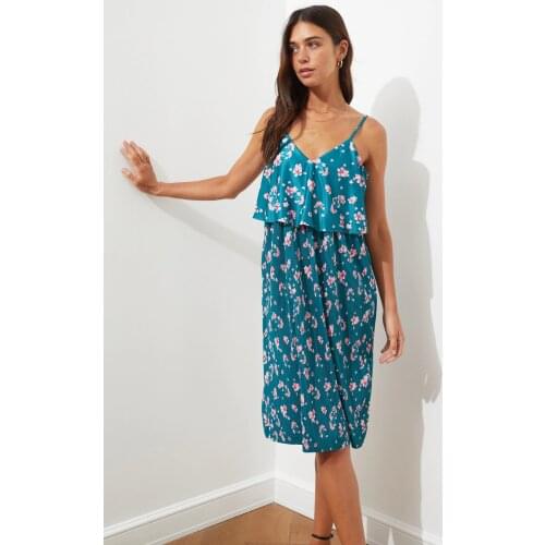 Trendyol Piliseli Patterned Custom Fabric Knitted Dress TWOSS20EL1688