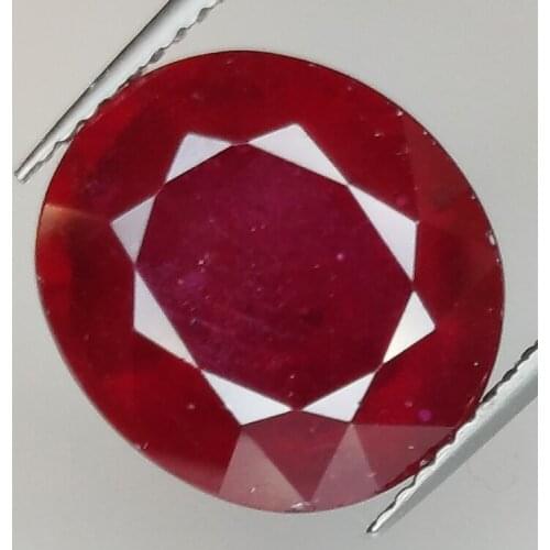 11.04ct Ruby oval cut 13.6x12.4mm