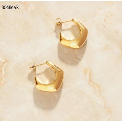 SOMMAR New Beautiful Gold color Gentlewoman stud earrings Simple and lightweight drop shape women earrings High Quality Jewelry