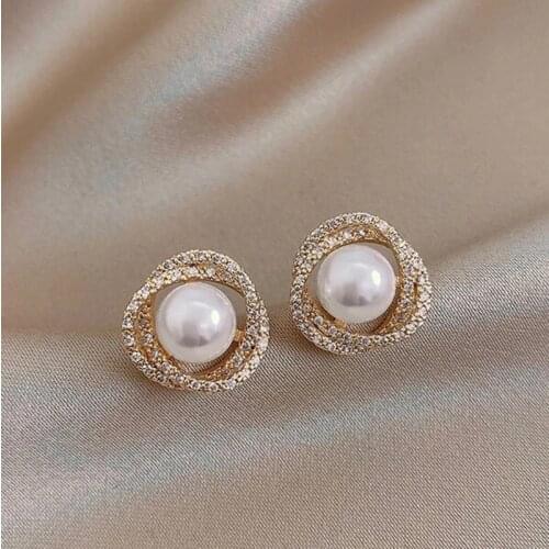 1 Pair Faux Pearl & Rhinestone Decor Stud Earrings For Woman 2021 New Fashion Simple Jewelry Gift