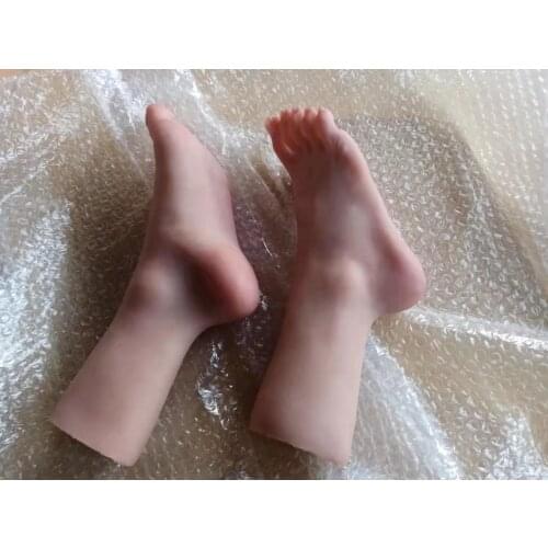 High Simulation Silicone TPE Material Realistic Female Foot Model For Foot Art Finger Bendable Mannequin Display Jewelry Props