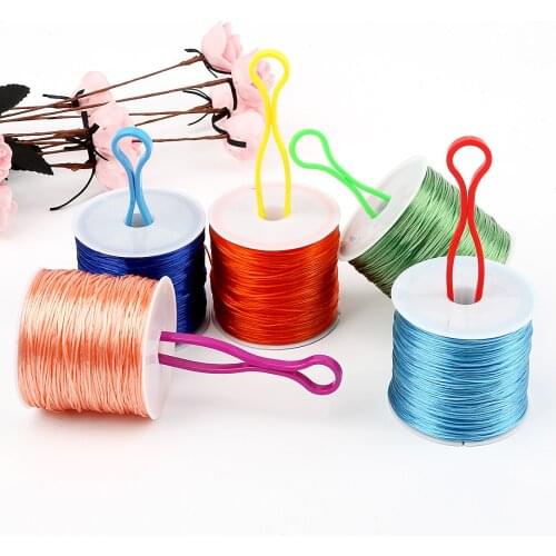 10 pcs/pack random mixed colors 1.5*7cm Plastic bobbin clamp Bobbin holder Sewing Accessories Sewing Tools Set