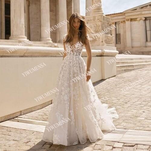3D Floral Applique A Line Wedding Dress Boho V Neck Backless Full Lace Plus Size Beaded Bridal Gowns Robe De Marriage Bride 2021