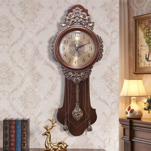 European Luxury Large Wall Clock Living Room Solid Retro Wood Clocks Classical Fashion Personality Antique Creative Clocks