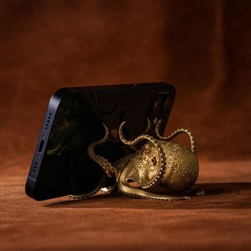 Octopus Holder Golden Animal Shape Cell Phone Holder Desk Mobile Phone Stand Artwork Office Desktop Decor Кольцо Для Телефона