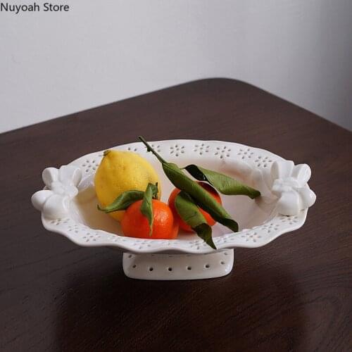 Creative Ceramic Tall Fruit Plate Embossed Hollow Three-dimensional Storage Tray Cute Bow Display Tray Home Table Decoration