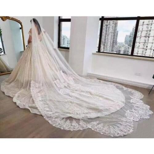 Luxurious 3.5M Long Lace Bridal Veil High end Retro One Tier Cathedral Wedding Veils With Comb