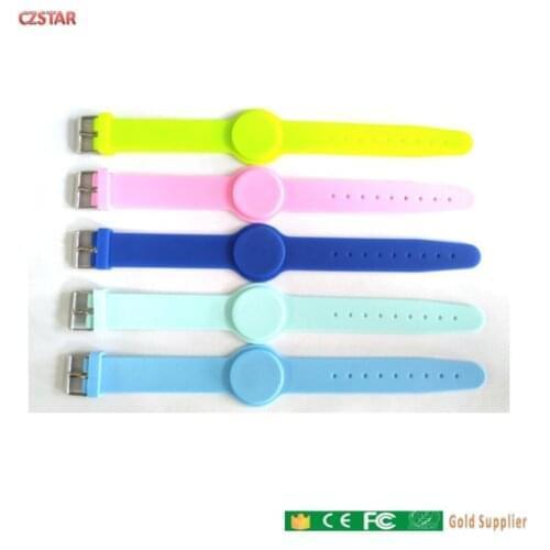 Cheap OEM rfid 125khz LF 13.56mhz HF usilicone tag watch card wrist band rfid silicone rubber wristband