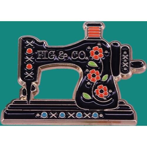 Creativity Sewing Machine Lapel Enamel Pins Brooch Collecting Metal Badges Men Women Backpack Collar Fashion Jewelry Gifts Adorn