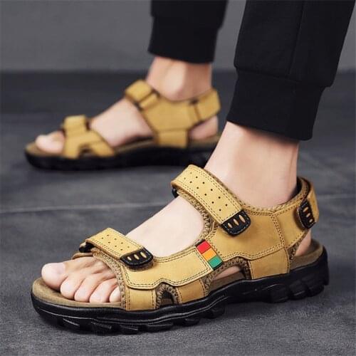 Summer New Fashion Mens Beach Shoes Outdoor Sewing Thread Sandals Lightweight Leather Non-Slip Velcro Trend Men Footwear