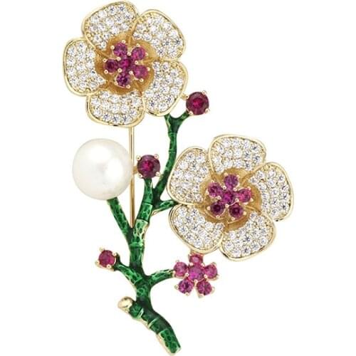 White Purple Rhinestone Flower Pearl Wedding Brooches Crystal Broach for Bridal Bouquet Sash Pin Engagement Accessory Jewelry