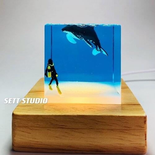 SETT STUDIO Whale Shark Diver Decoration Handmade Figure Model Gift Ocean Animal Collector Luminous Toy Creative Adult Kid