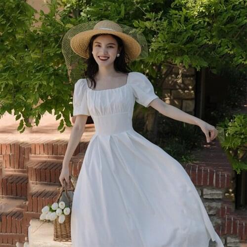 Vintage Dress Women 2021Summer New White Square Neck Bubble Sleeve Palace Wind Dress French Elegant Beach Vacation Hepburn Dress