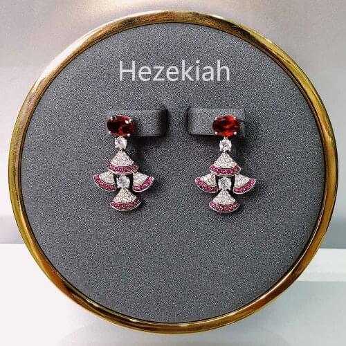 Hezekiah Fan Earrings High Quality Aristocratic Temperament Ladies Earrings Prom Party Earrings Brand Jewelry Elegant 2021