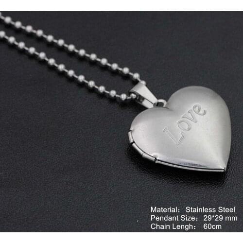 LOVE Photo Frame Memory Necklace Stainless Steel Heart Locket Necklaces For Women Men Lovers' Pendant Choker Neck Jewelry Gift