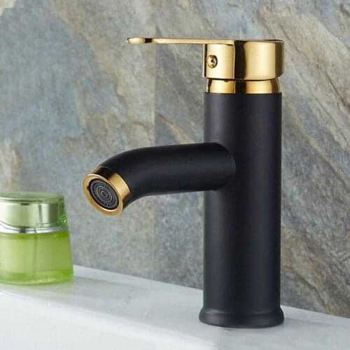 Basin Sink Faucet Hot And Cold Bathroom Faucet Deck Mounted Brass Bathroom Faucet Single Lever 1 Hole Faucet Basin Mixer Tap