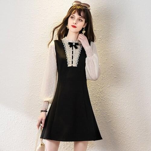 D207081 a new fashion long sleeve dress with lace stitching in 2021 spring