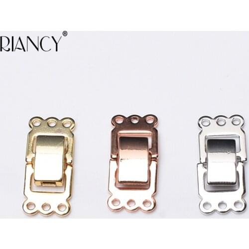 1pcs DIY Jewelry Accessories simple Multi-row wristwatch buckle Pearl necklace Bracelets buckle accessories Three color optional