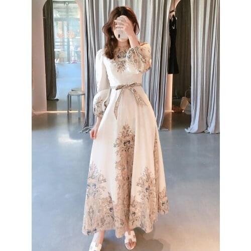 New dress seaside holiday dress retro is a printed court dress