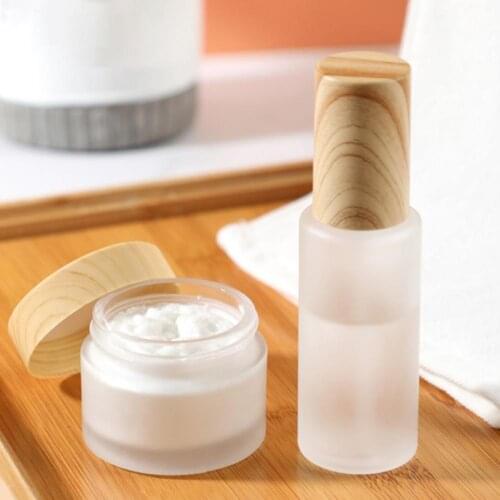 10/20/30/50/80ml Spray Bottles Thick Mini Design Glass Frosted Glass Wood Cover Lotion Bottle for Travel Empty Sprayer