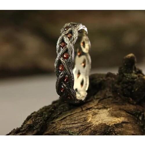 Bohemian Vintage Antique Gold Color Infinity Intertwined Cross Ring Inlay Red Crystal Ring Viking Celtic Knot Women Wedding Band