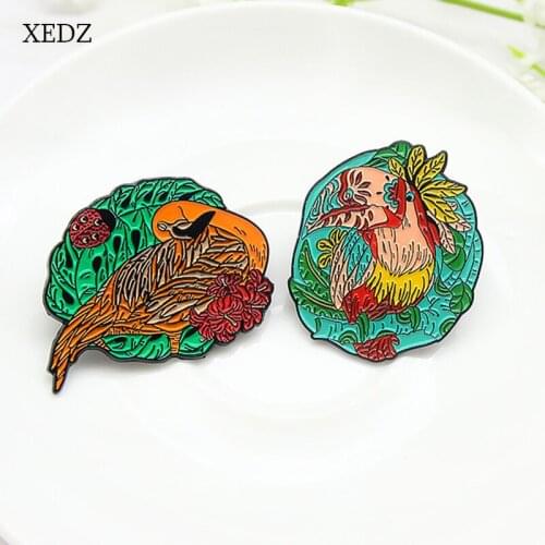 XEDZ Insect Bird Nest Parrot Enamel Brooch Cartoon Graffiti Color Flower Animal Badge Clothing Backpack Pendant Jewelry Gift
