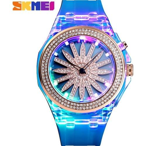 Fashion Watches Women Diamond 5Bar Waterproof Female Ladies Quartz Wristwatches For Girls Crystal Flower Relogio Feminino SKMEI