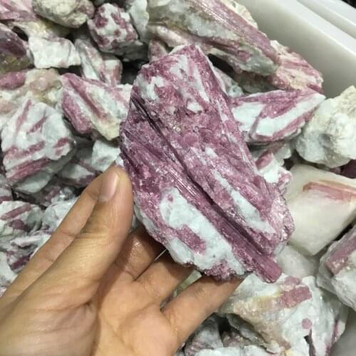 Natural red tourmaline rought stone rubellite stones crystal specimens