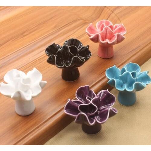 New Arrival Pink / White / Blue / Black / Purple Ceramic Flower Knobs Furniture Pulls