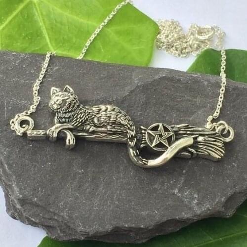 Witches Cat,Witch Gift,Cat Lover Gift,Alternative Jewelry,Gothic Wiccan Pagan,Gift for Her,Halloween Cat