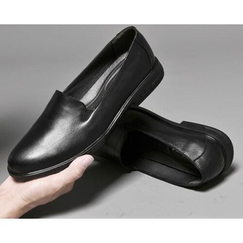 Luxury Loafers Men Big Size 37-47 Genuine Leather Moccasins Breathable Casual Shoes Mens Driving Shoes Low Top Lazy Boat Shoes