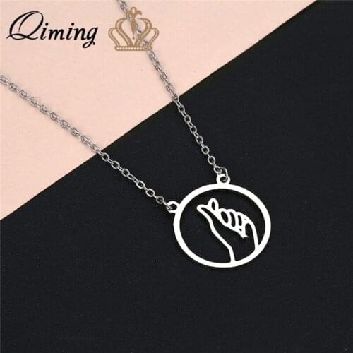 QIMING Figure Heart Womens Necklace Couple Sign Language Pendant Chokers Necklace Gold Silver Simple Valentines Day Gift