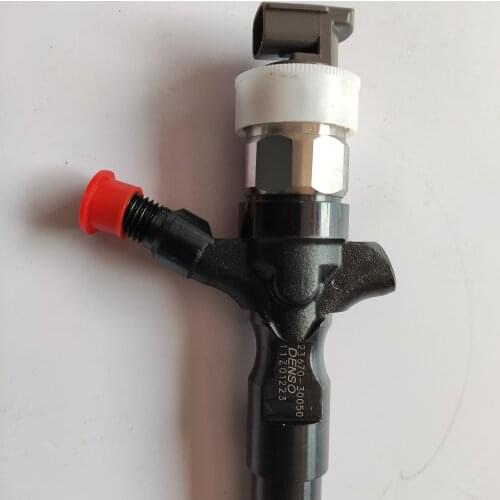 23670-30050 Diesel engine Common Rail Fuel Injector 23670-30050 Hilux VIGO 2KD 23670-30050