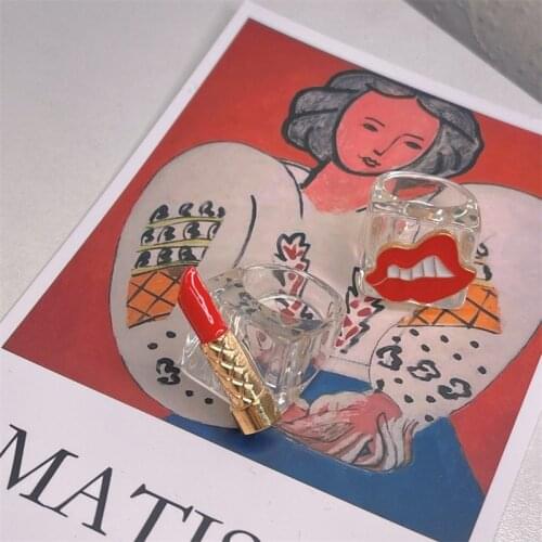 GANXIN Fashion Metal Lipstick Accessories Ring 2021 Newest Creativity Sexy Red Lips Transparent Acrylic Resin Jewelry Women Ring