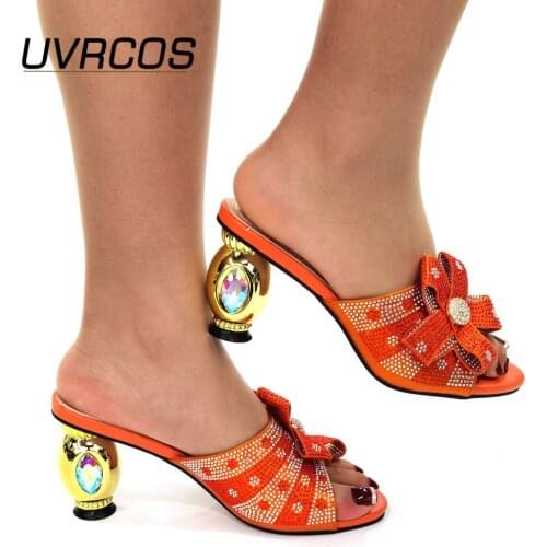 Latest Design Luxery Shoes Women Italian Women Wedding Shoes Decorated with Rhinestone Pumps Women Shoes Slippers Party Pumps