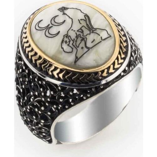 Pearl Gemstone Gray Wolf Silver Ring