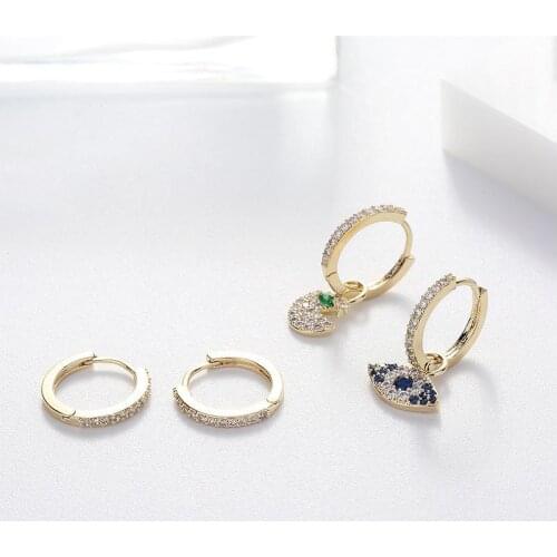 Womens Fashion Creative Asymmetric Hoop Earrings Eye Eating Snake Crystal Zirconia Charming Huggies Earring Jewelry Gifts