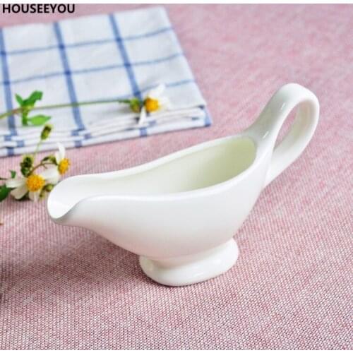 Mini White Ceramic Gravy Boat Beef Steak Gravy Boat Porcelain Sauces Pot Seasoning Taste Bucket Condiment Container Kitchen Tool