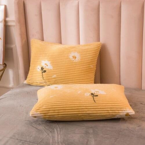 Flannel PillowCases Cartoon Pillow Case Mod Zip Winter Bedding Set Soft Warm For Home Bed Pillow Cover Bedding 2PCS/Set