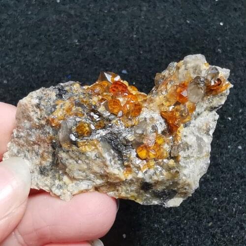 100% natural garnet mineral specimen stone decoration crystal healing energy geology teaching collection ornaments